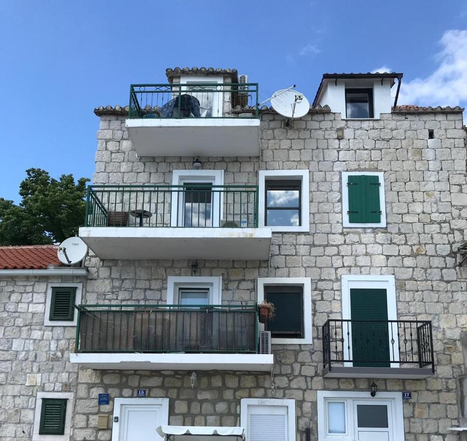 Apartments By The Sea Kastel Kambelovac, Kastela - 17188 外观 照片